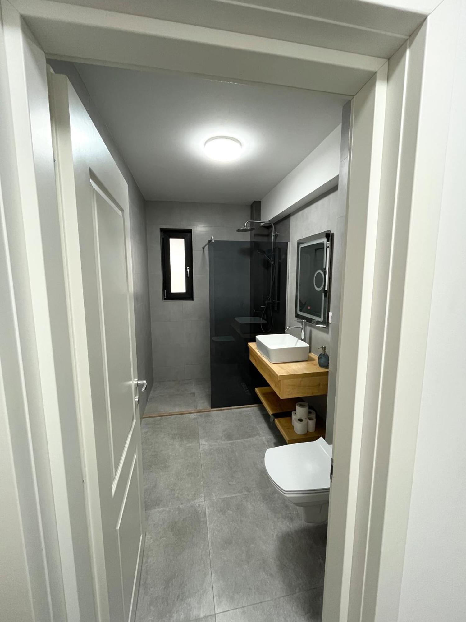 Confort Aparthotel Iasi Exterior photo